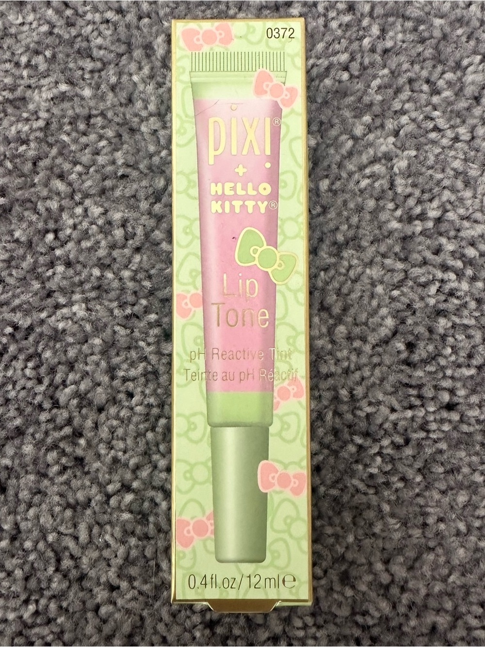 Pixi x Hello Kitty Bundle - Lips, Mask, Eye Patches - Picture 2 of 11